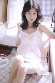 双杠分腿坐挺身前进H